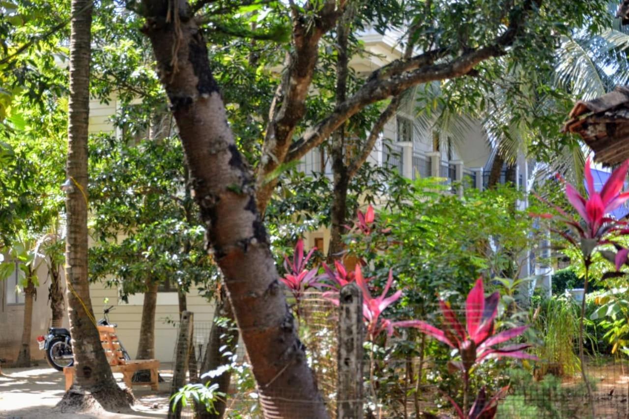 Dsk Studio Apartment, Siolim, Goa. Buitenkant foto