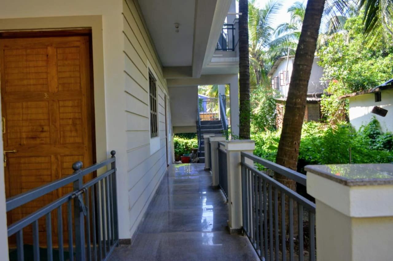 Dsk Studio Apartment, Siolim, Goa. Buitenkant foto