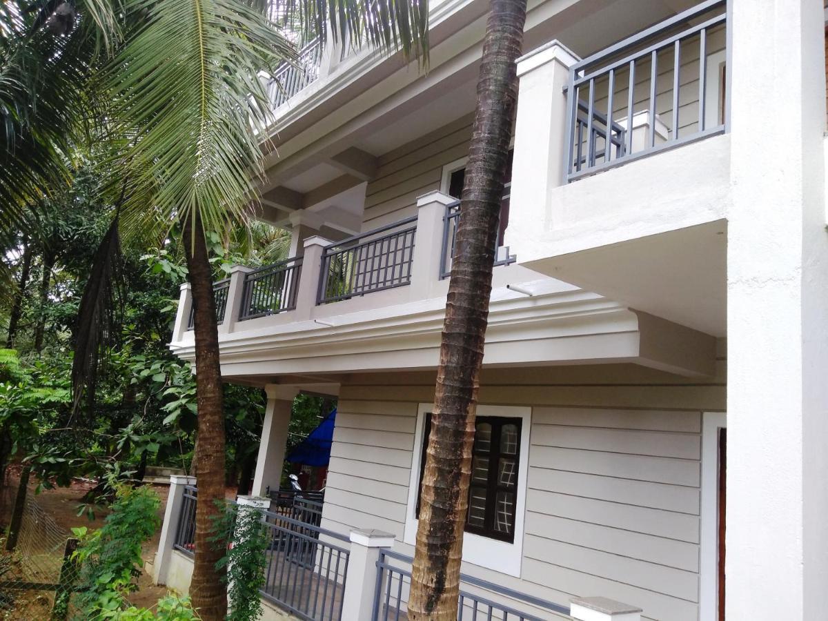 Dsk Studio Apartment, Siolim, Goa. Buitenkant foto
