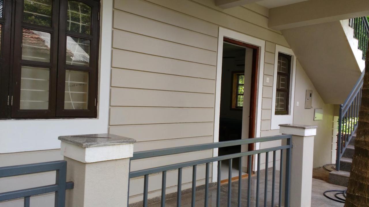 Dsk Studio Apartment, Siolim, Goa. Buitenkant foto