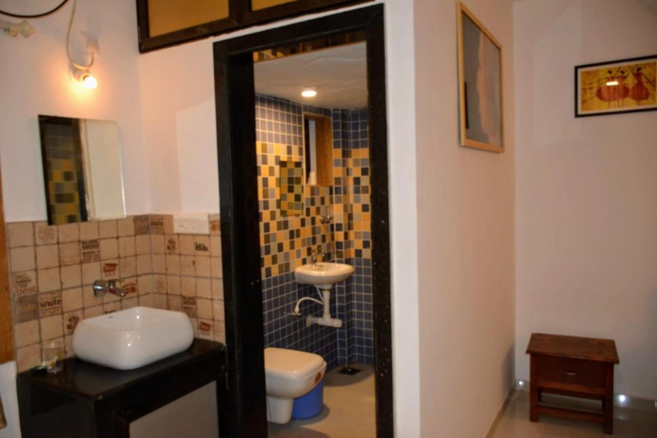 Dsk Studio Apartment, Siolim, Goa. Buitenkant foto